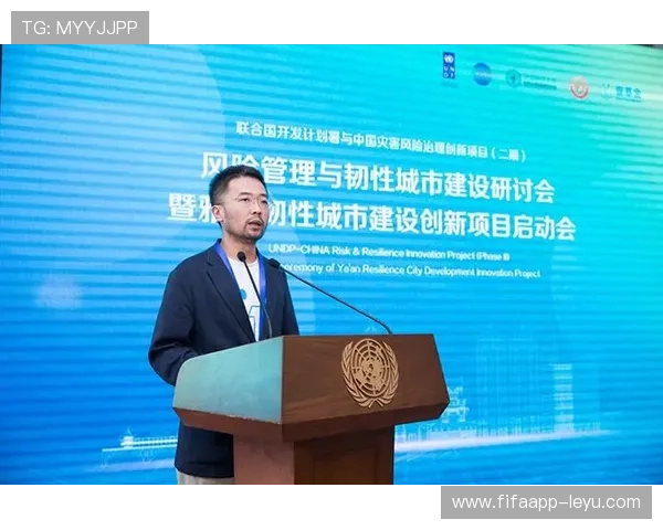 从城市治理到足球防守：拉姆如何在上海青训中构建韧性防御体系？