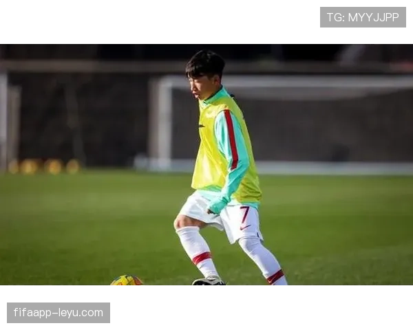 瑞士巴塞尔新星闪耀国际青少年赛事，才华横溢引关注