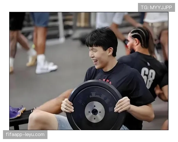 联赛最佳进攻球队状态回暖，强势表现引球迷热议与期待