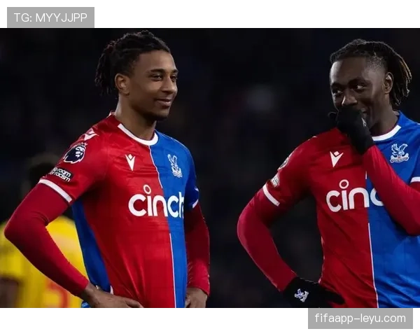 奥利·沃特金斯状态火热，助球队强势冲击英超荣耀